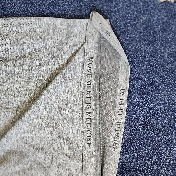 Lululemon Swiftly Tech Short Sleeve Crew - Picture 4 of 6